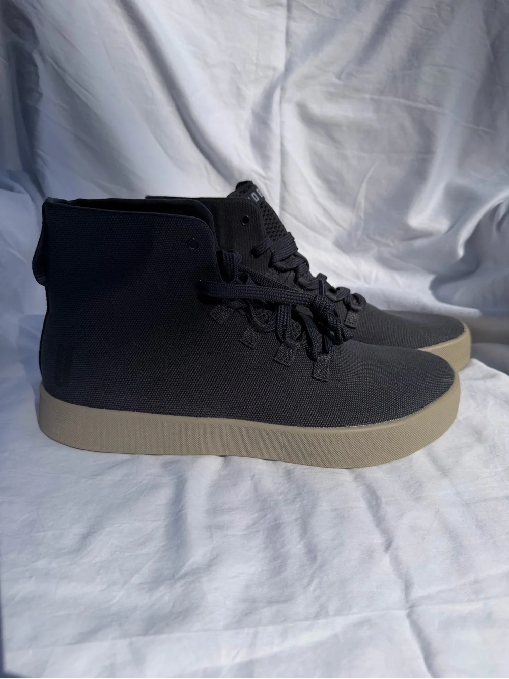 NEW NOBULL Men's Canvas Reca High-Top Sneakers, Size 11, never worn